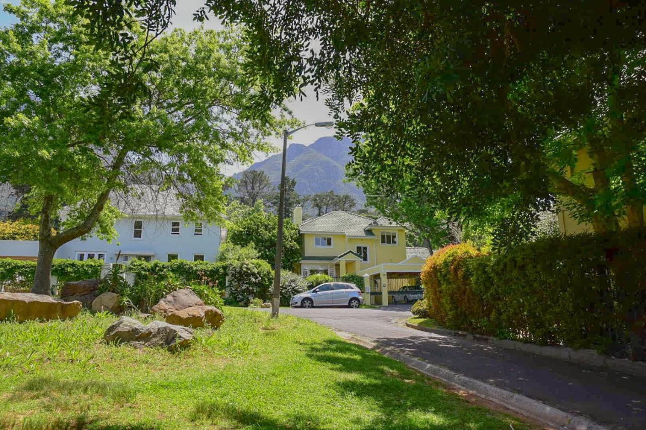 On Pinewood Guest House Ciudad del Cabo Exterior foto